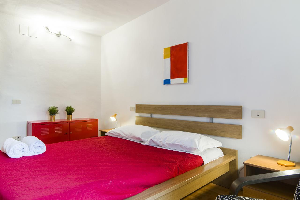 Nelson Mandela Forum Flat Florence Luaran gambar